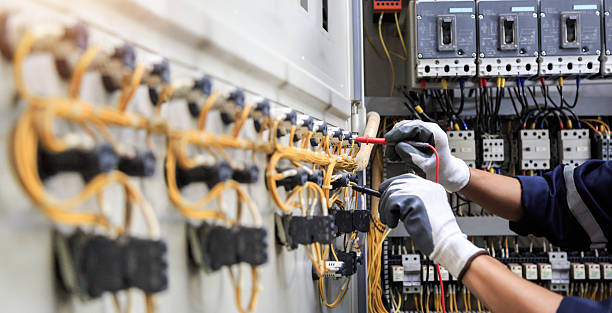 Professional Electrician technician working in Canby, OR